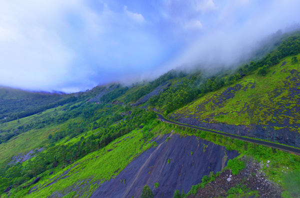 luxury resort in munnar